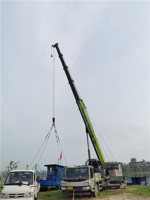 东安县桥梁建设吊装案例